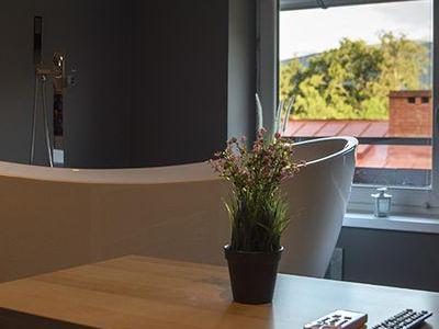 apartamenty z wanną w salonie szklarska poręba